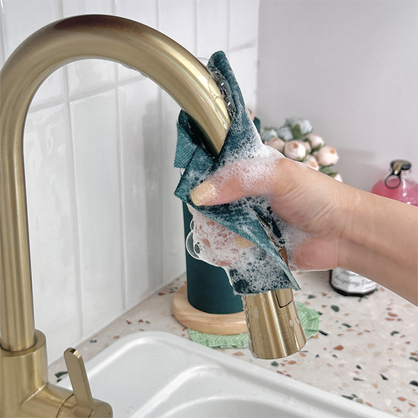 1장씩 뜯어 쓰는 1회용 수세미 1장 팡팡(60매 / 1롤)